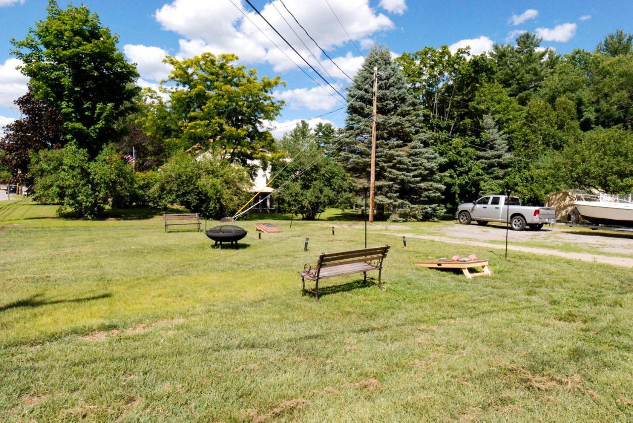 Maple Leaf Lodge Schroon Lake Exterior photo